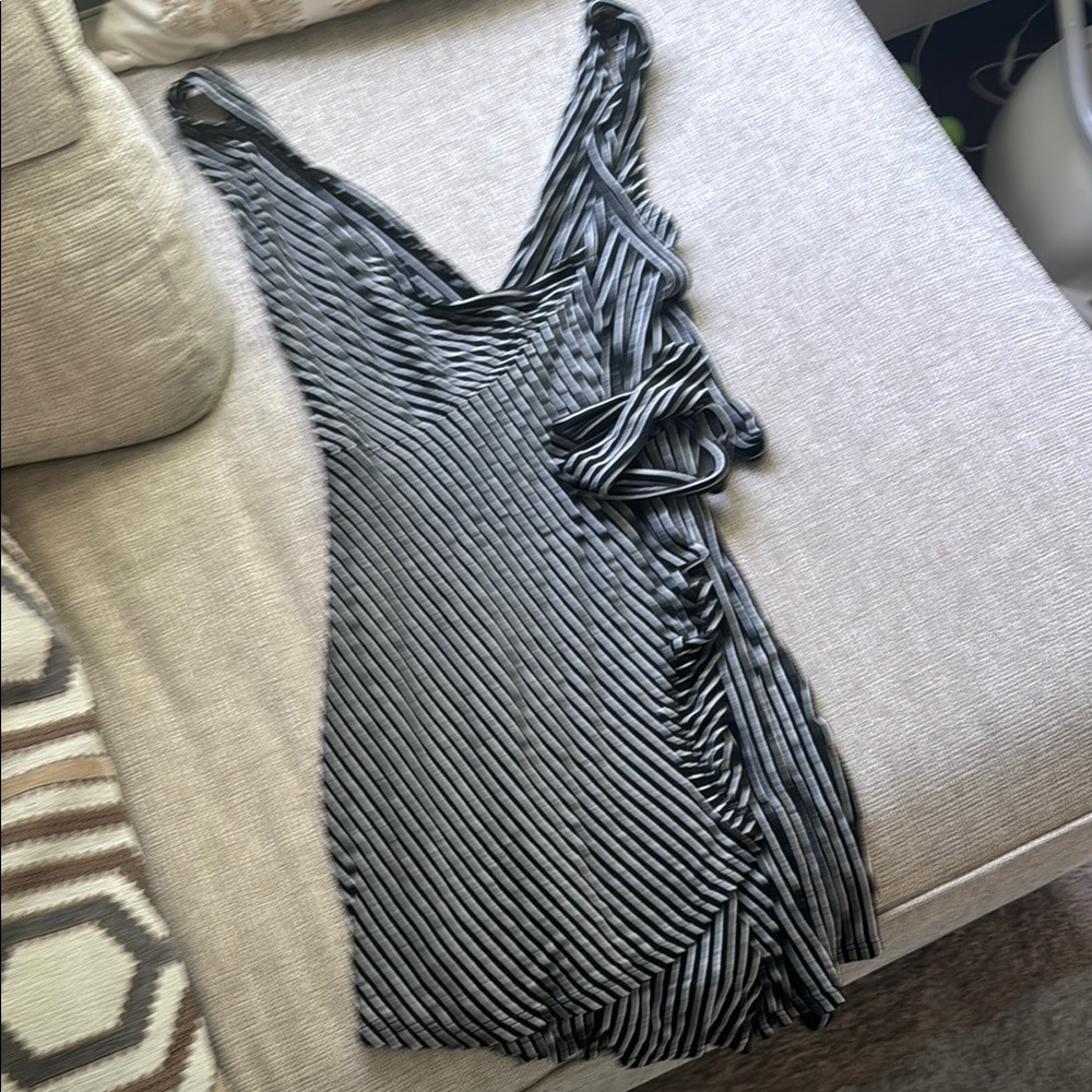 Final Touch Monochrome Striped Garment